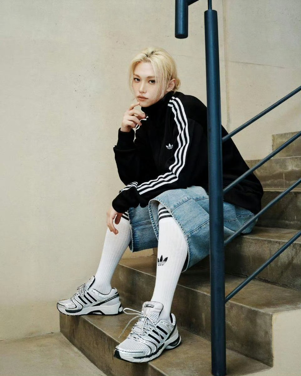 李龙馥 / 郑浩妍  x  Adidas Original S/S 26 “Ur