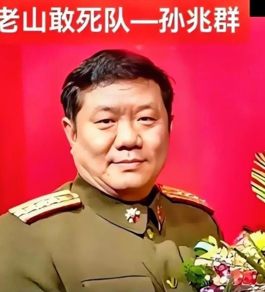 1985年，老山前线，17岁战士顾克路，被越军炮弹炸成“两截”，副连长孙兆群大喊