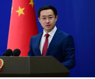 非洲国家喀麦隆真的是我们的兄弟国家，有什么事他是真的敢做，真的敢说。
 
近期喀