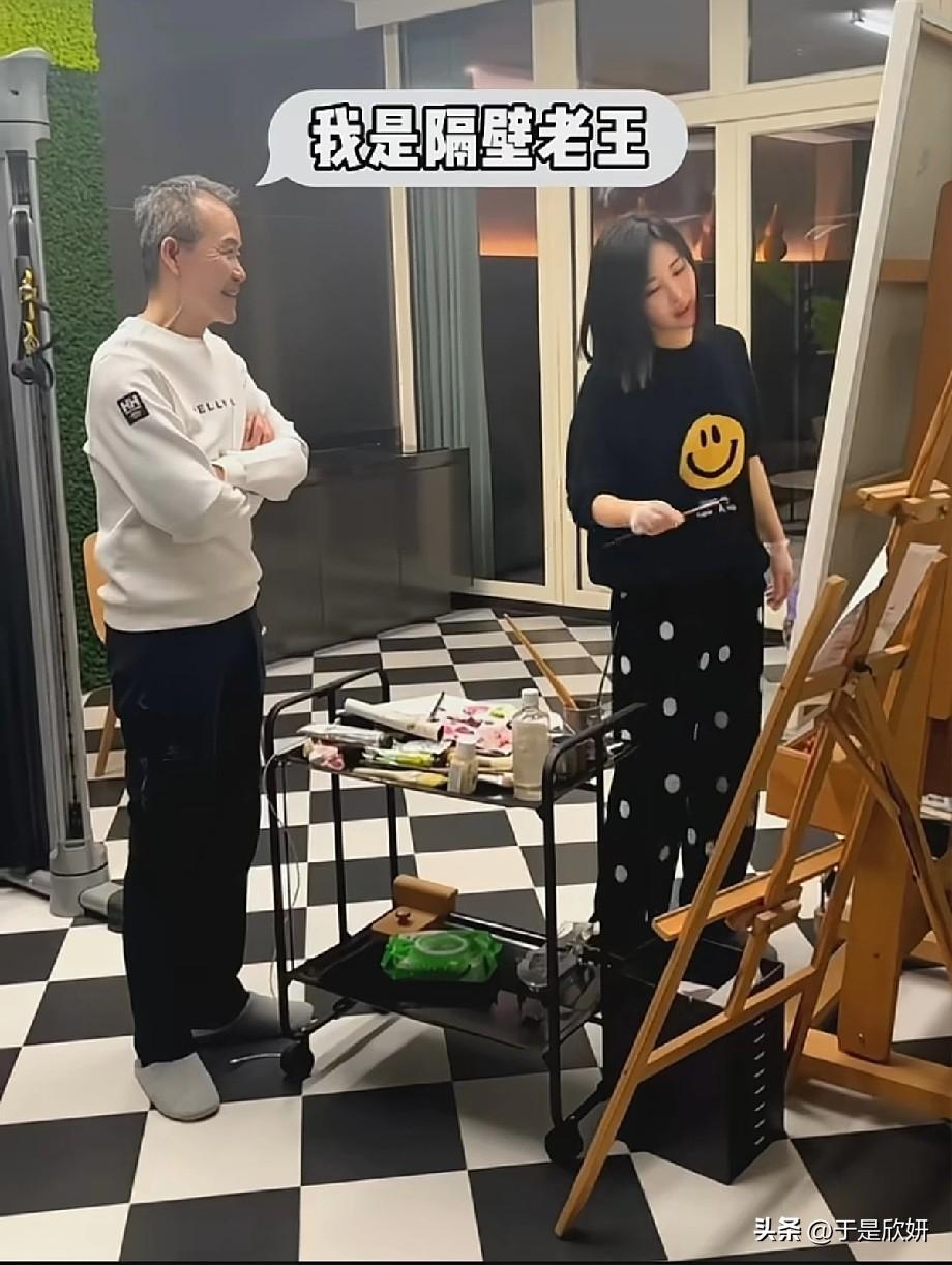 王石否认离婚！和田朴珺同框作画秀恩爱，“隔壁老王”梗玩明白了晒图笔记大赛王石晒出
