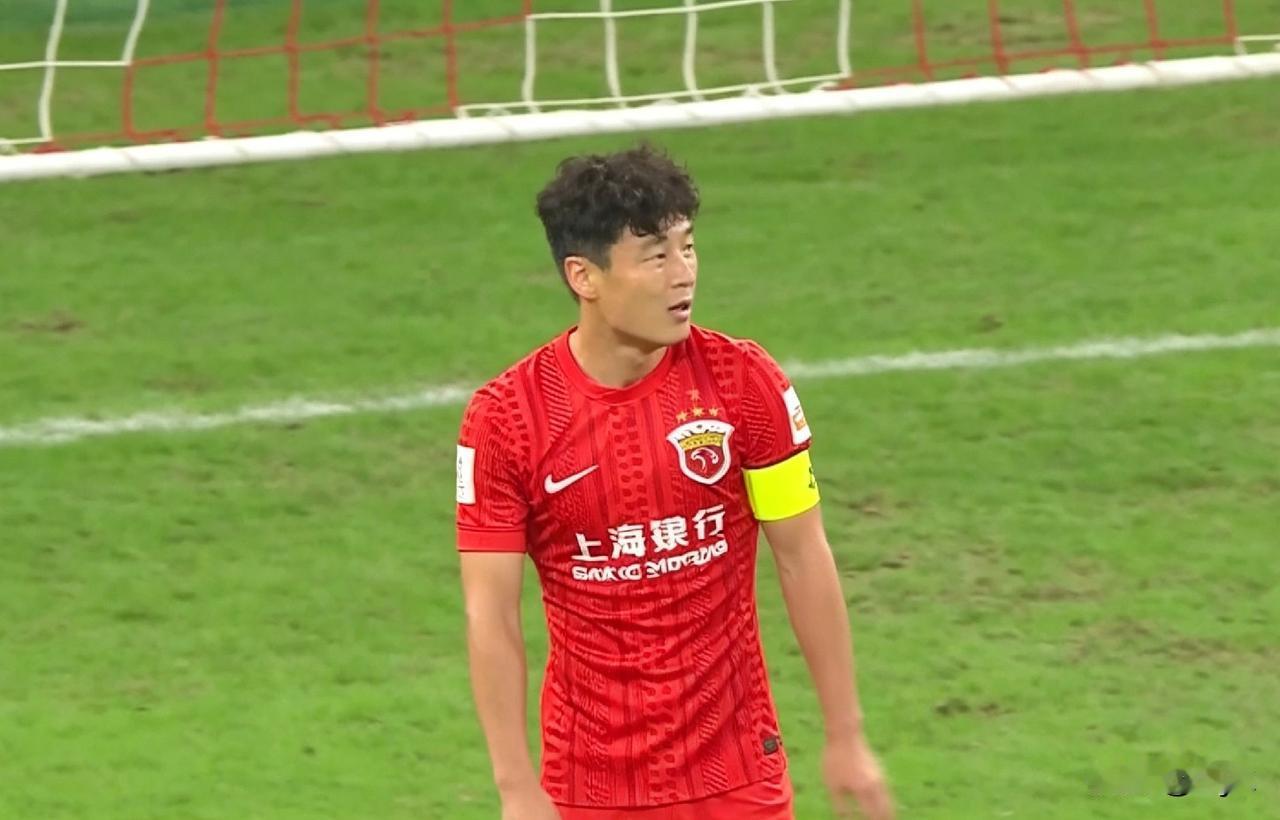 大心脏直接受不住！今天亚冠精英赛上海海港对阵河内公安这场球，落后、扳平、再落后、