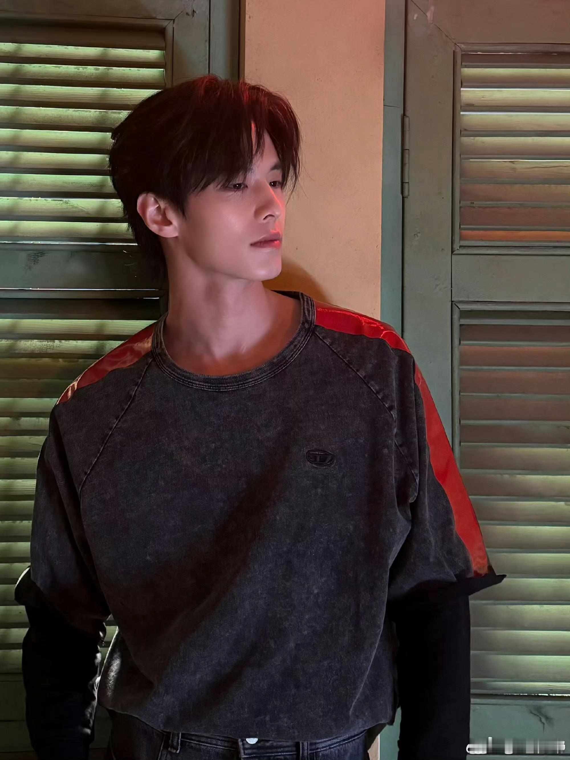 妈呀何与这么帅 