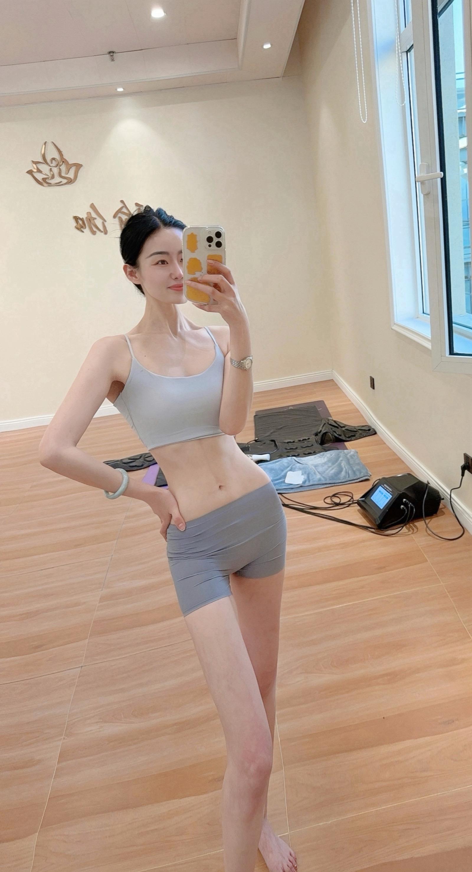 每日一看，减少干饭🏋🏻‍♀️.