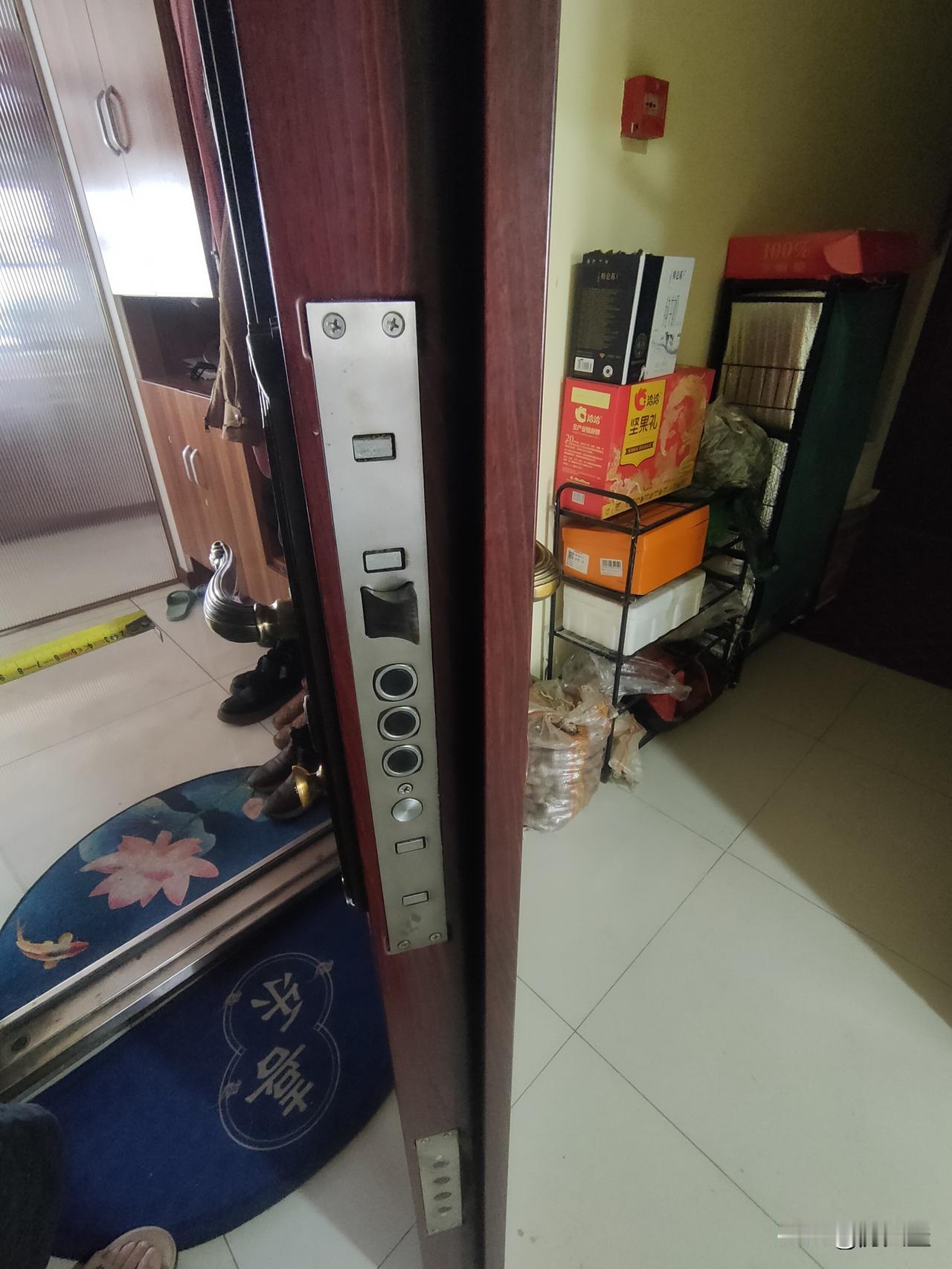 有人到家里来殴打，还手不一定算正当防卫。法律规定正当防卫要满足多个条件，像针对不