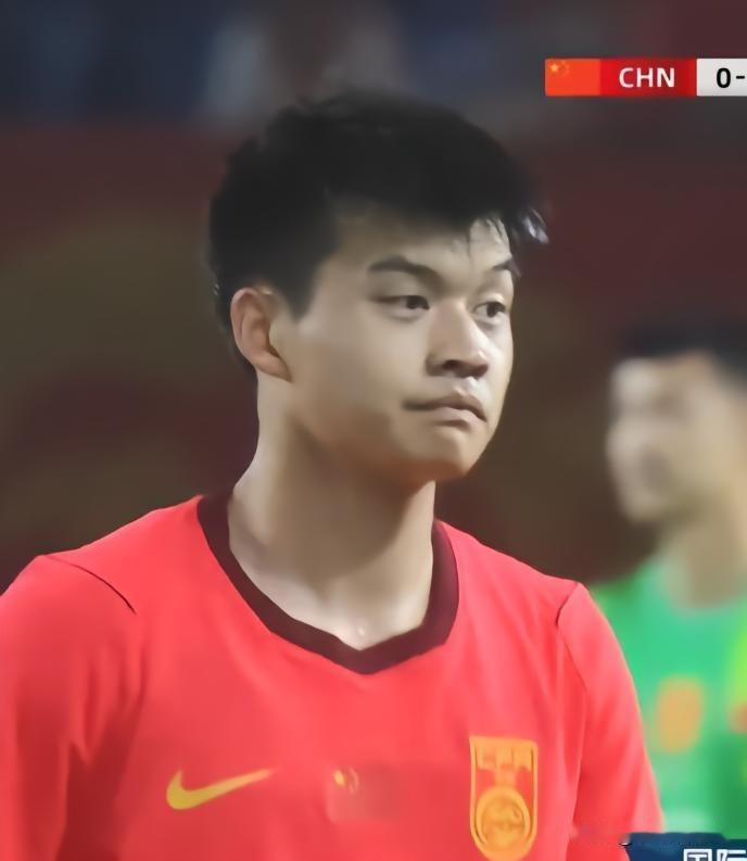 刘浩帆在后场那么多失误，被大家诟病的很厉害，但是为什么安东尼奥始终要把刘浩帆放在