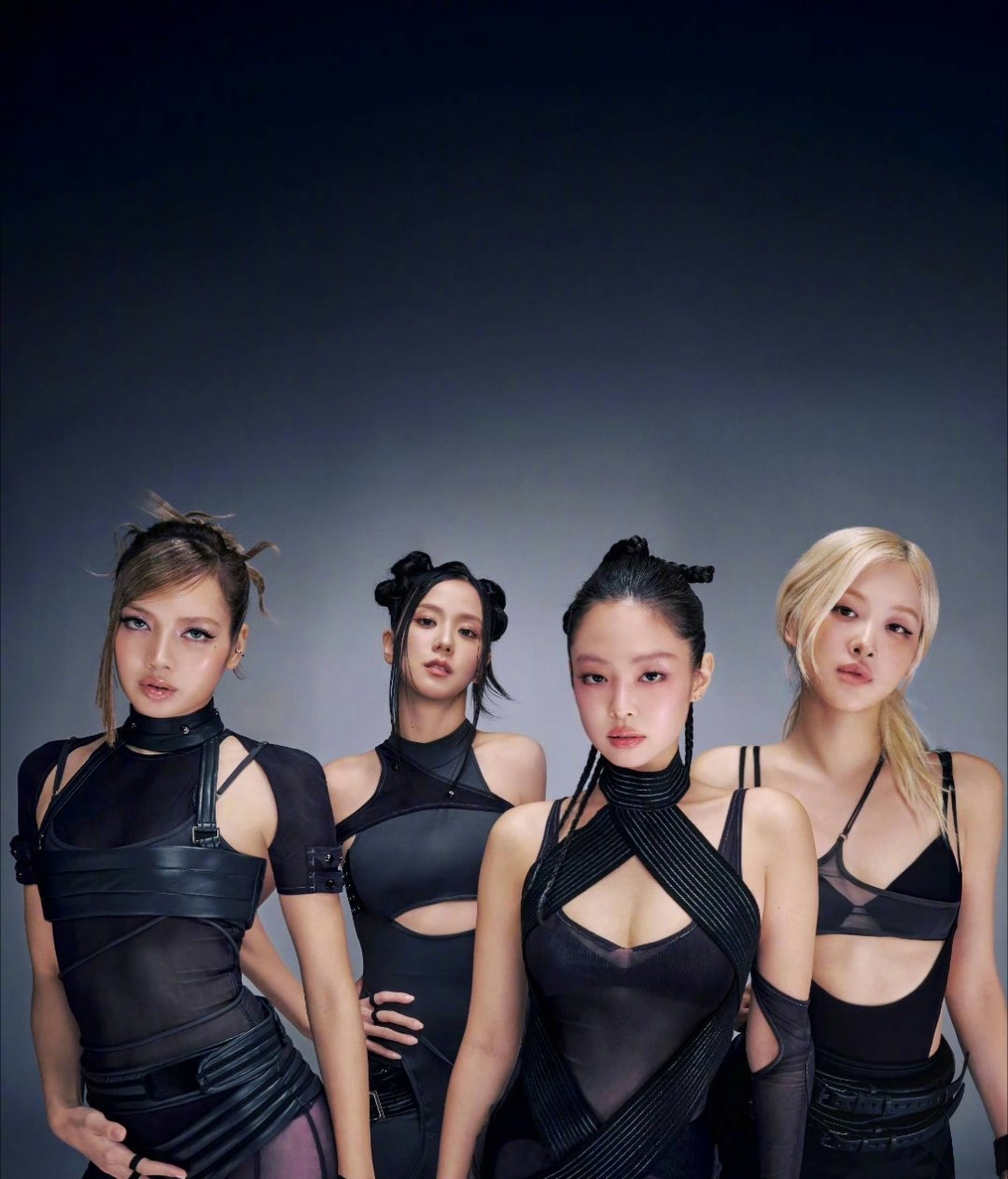 BLACKPINK全员确认出席十周年 据消息，BLACKPINK十周年粉丝见面会