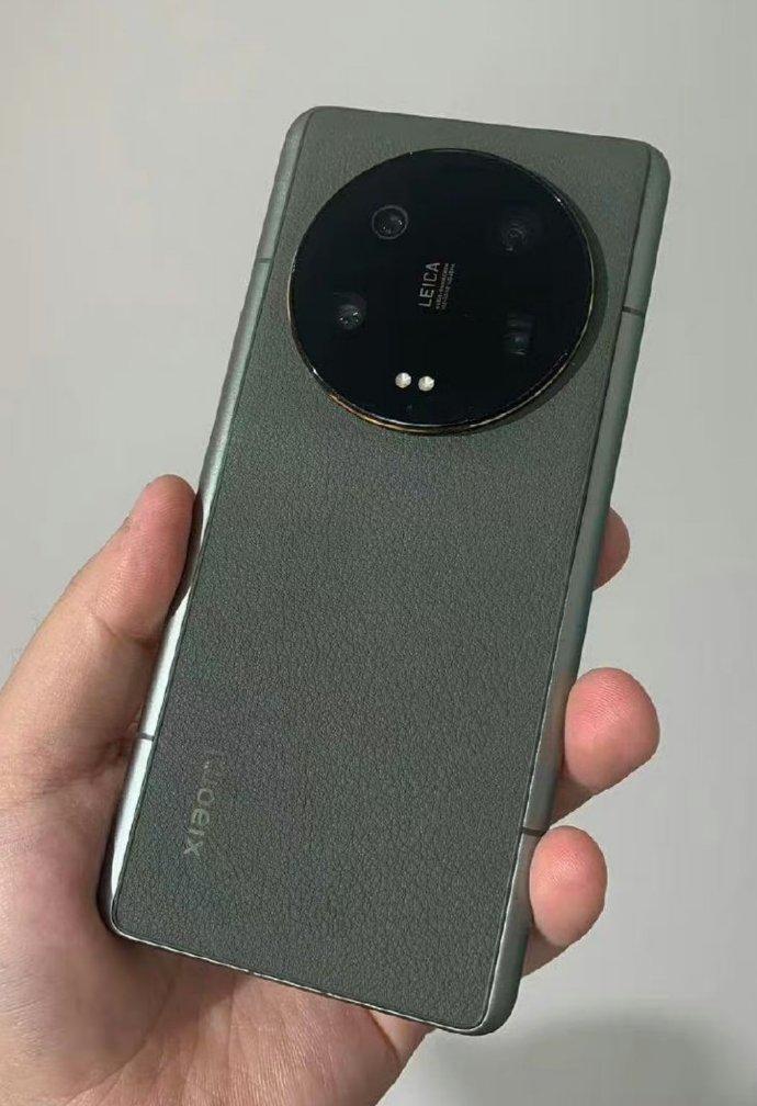 这几天关于iPhone 16爆料非常多，但整体来看，苹果真有种万年如意的感觉，缺