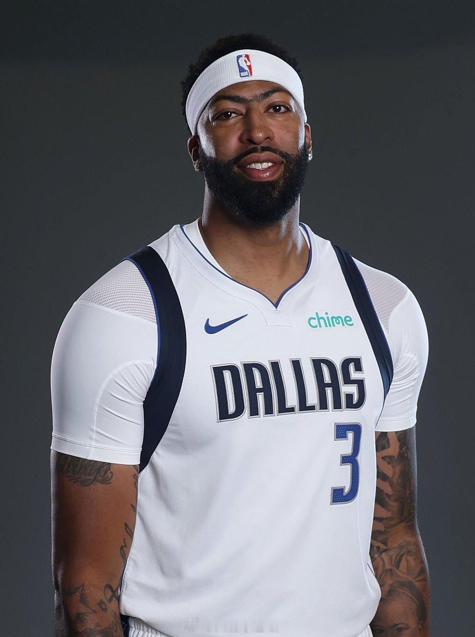 达拉斯媒体DALHoopsJournal：“独行侠计划在进攻端用类似多曼塔斯-萨