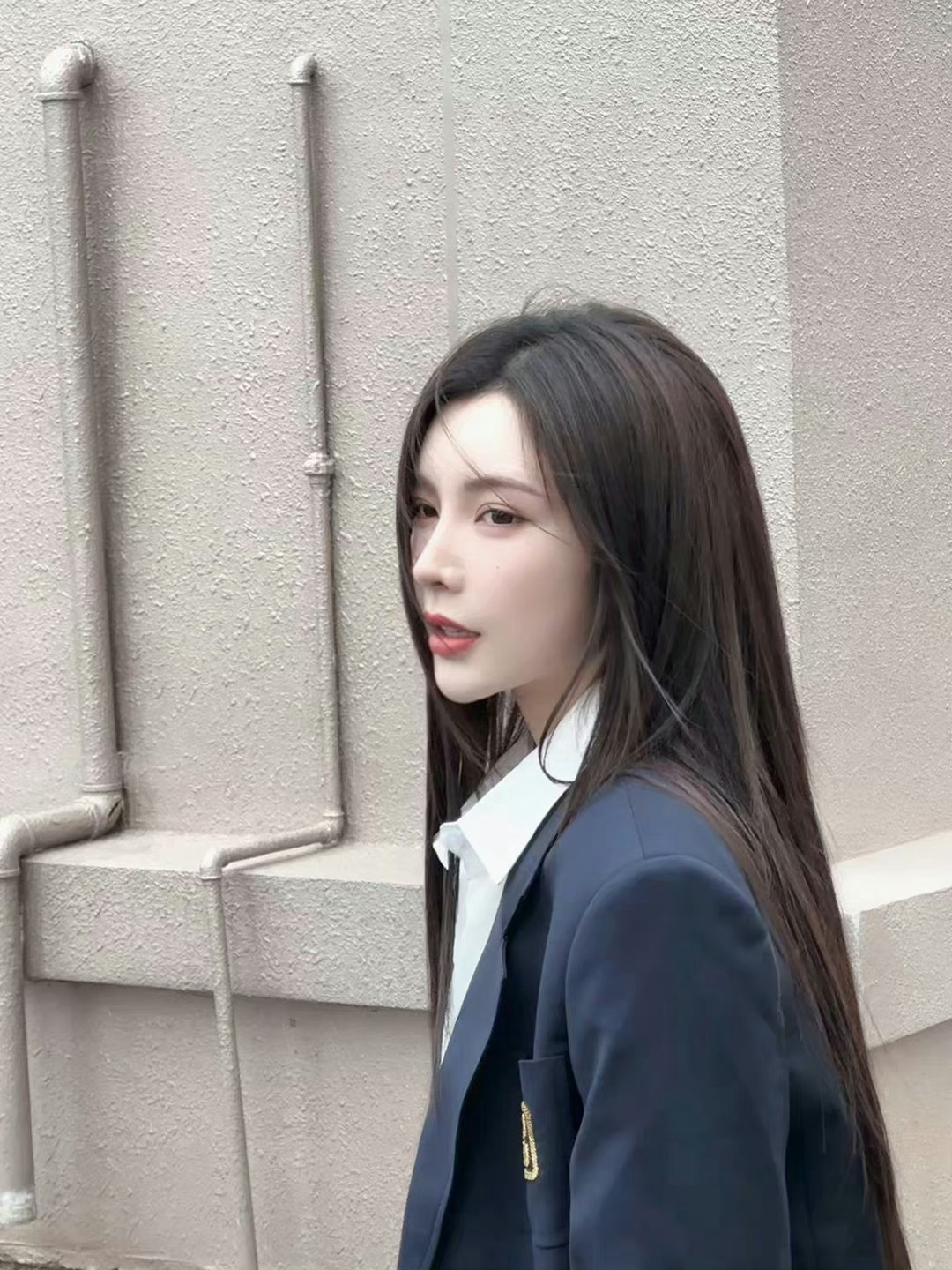 戴燕妮✖️校园风时尚大片[送花花] ​​​
