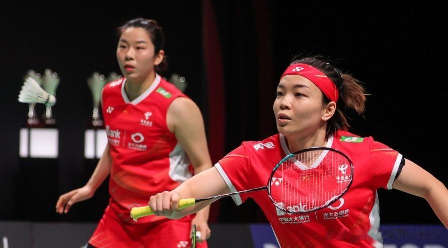 2-0！犀利进攻，瓦解日本王牌防守，陈清晨贾一凡问鼎女双冠军！
丹麦羽毛球公开赛