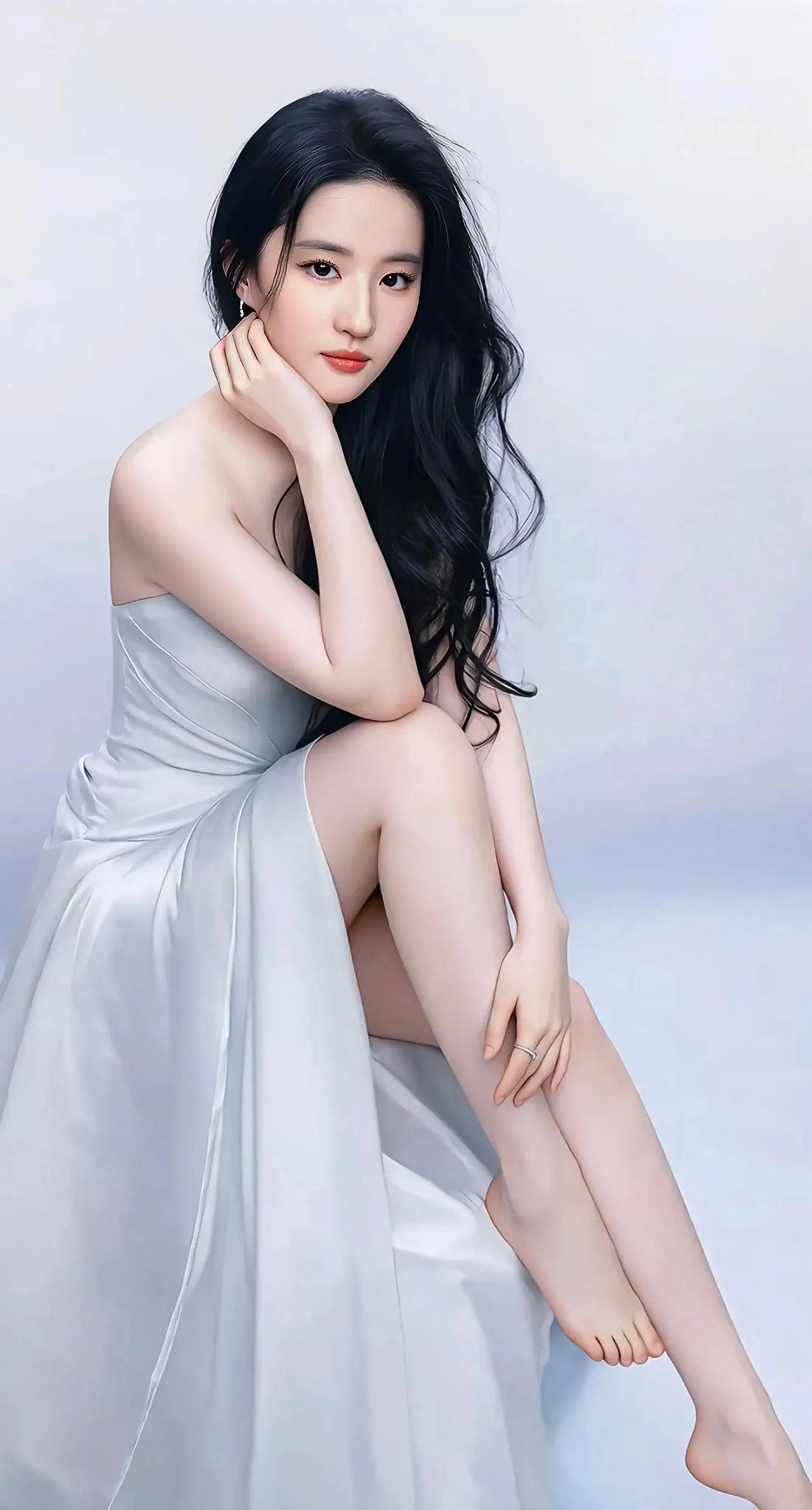 谁符合大众审美标准呢？