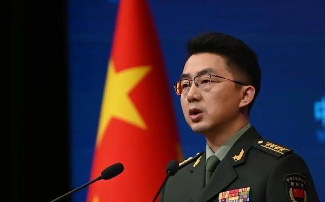 中国国防部正式宣布了！9月4日，中国国防部正式宣布：解放军陆军将派兵赴俄罗斯，参