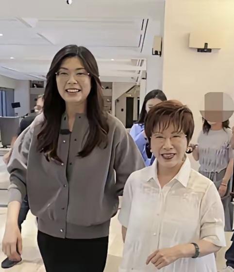 在访陆的问题上，郑丽文在国民党中的态度已经越发明确。

昨天，郑丽文在国民党的中