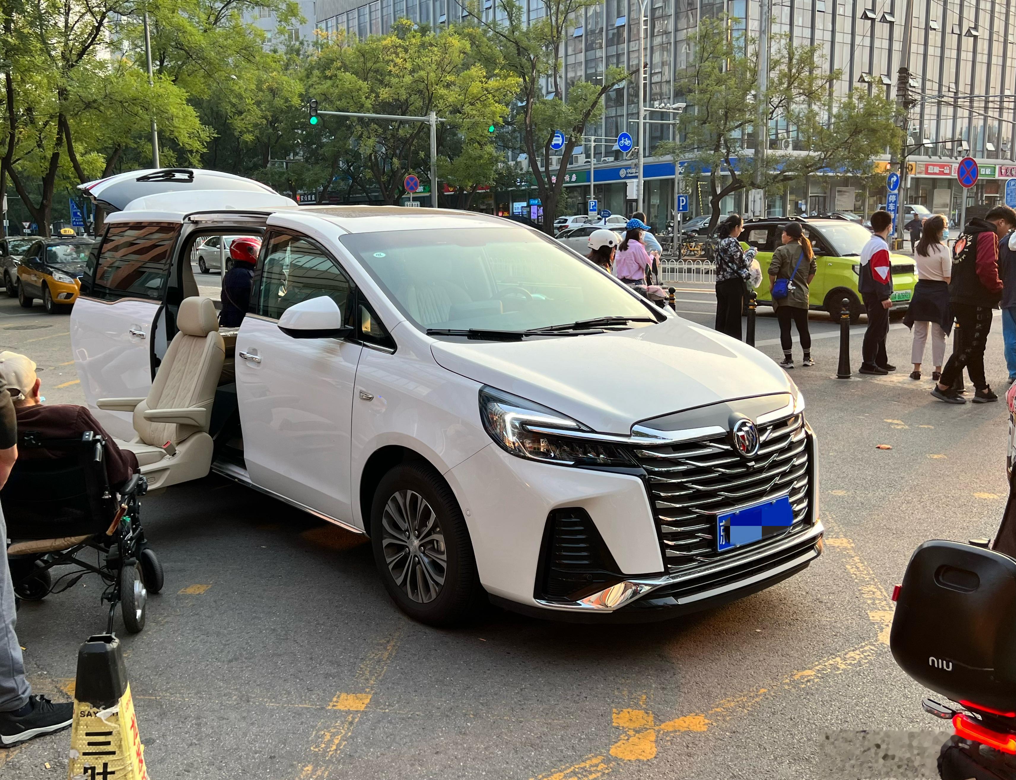 豁，福祉车！ ​​​