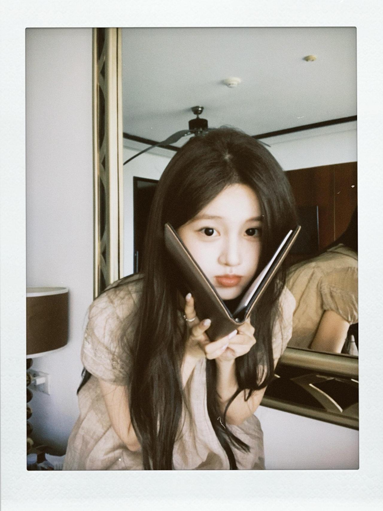 女人怎样穿搭，更显气质📘🧸拍立得