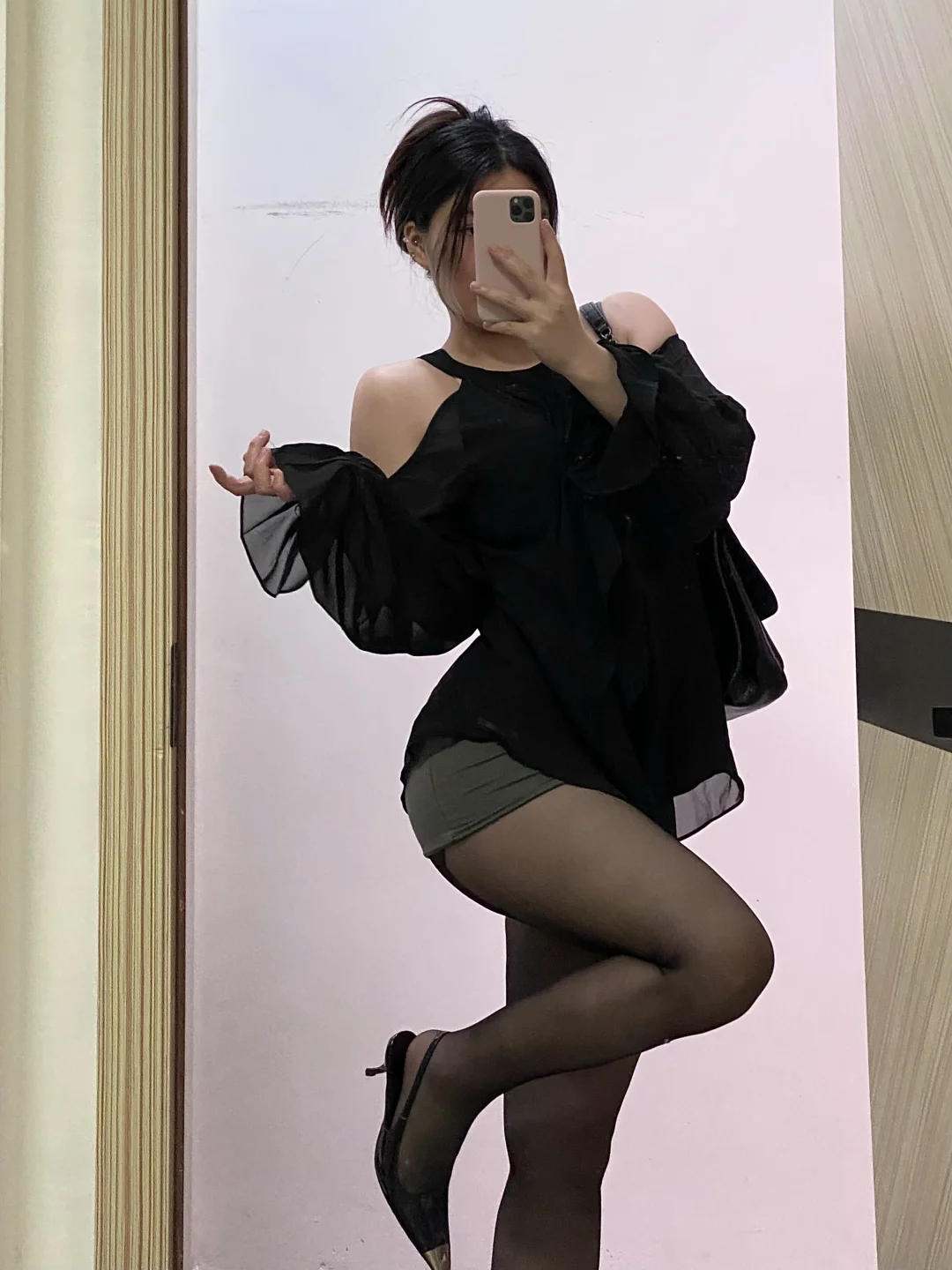 160 122穿点显身材的