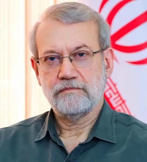 真没想到，偏偏在这个节骨眼上，拉里贾尼会站出来说出这样的话。

中东局势一夜之间