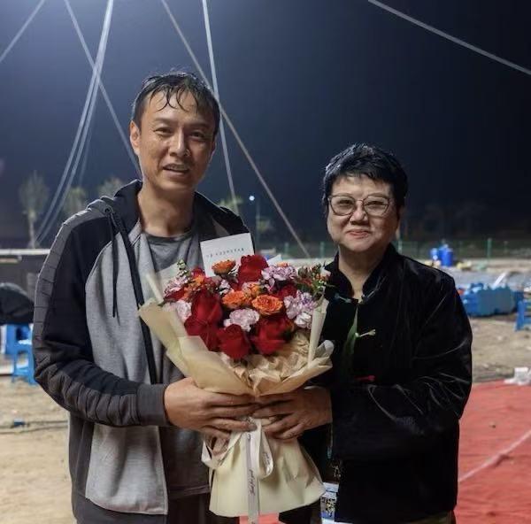 血染片场仍坚持　美宝烧伤膏紧急护创助朱铁完成《凝脂手》
 
【三亚讯】由著名导演