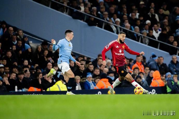 简简单单，又C一场

马兹拉维本场比赛送出6次抢断（全场最高），2次解围和1次拦