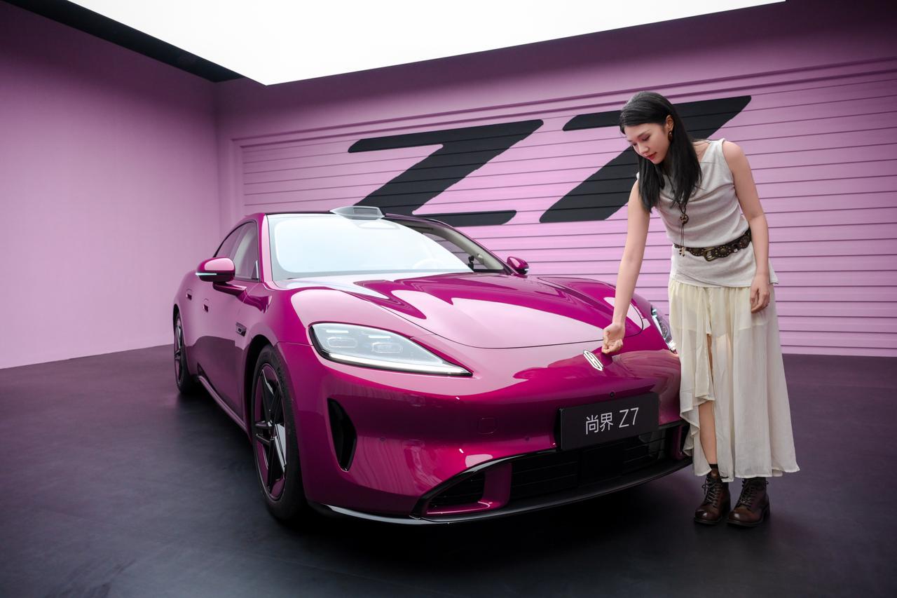 在千篇一律的汽车市场中，尚界Z7T的出现，如同一股清流。作为鸿蒙智行首款猎装车，