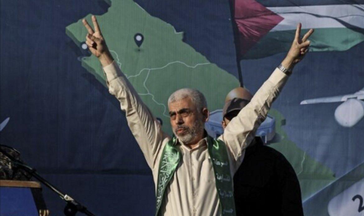 叶海亚·辛瓦尔出生在一个难民营里，因为他的父母被犹太人赶出了家园
他在以色列的监