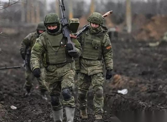 谁能想到，打了四年的仗，最后反而成了俄罗斯的“暴富局”。现在莫斯科每天进账500