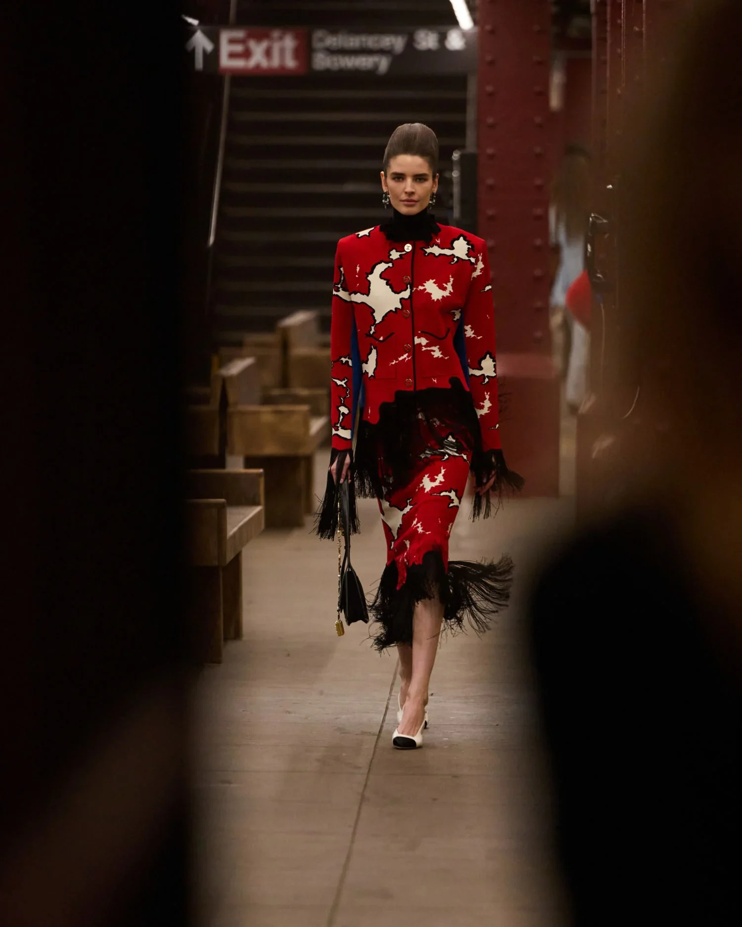 《穿Prada的女魔头2》日本首映礼在六本木希路斯竞技场举行，安妮·海瑟薇（An