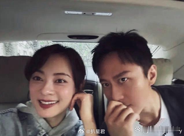 #孙俪邓超和人当街吵架#网友赛道孙俪和邓超好像在街上吵架了，不过包裹的这么严实，