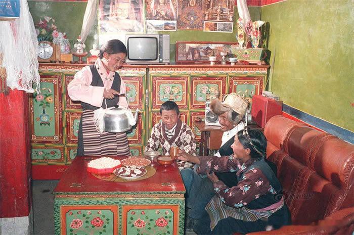 上世纪八九十年代的富裕家庭 
