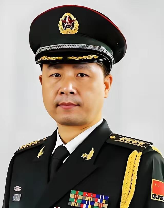 [月亮]我要让所有的美国导弹打不到中国！他是继钱学森以来，国家非常重视的人才，连