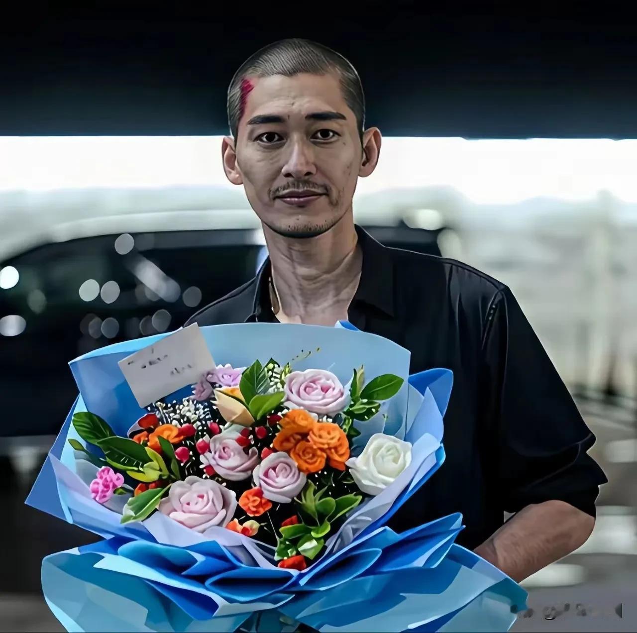 这个是张翰

霸道总裁张翰吗？

慕容云海？

感觉不太像啊