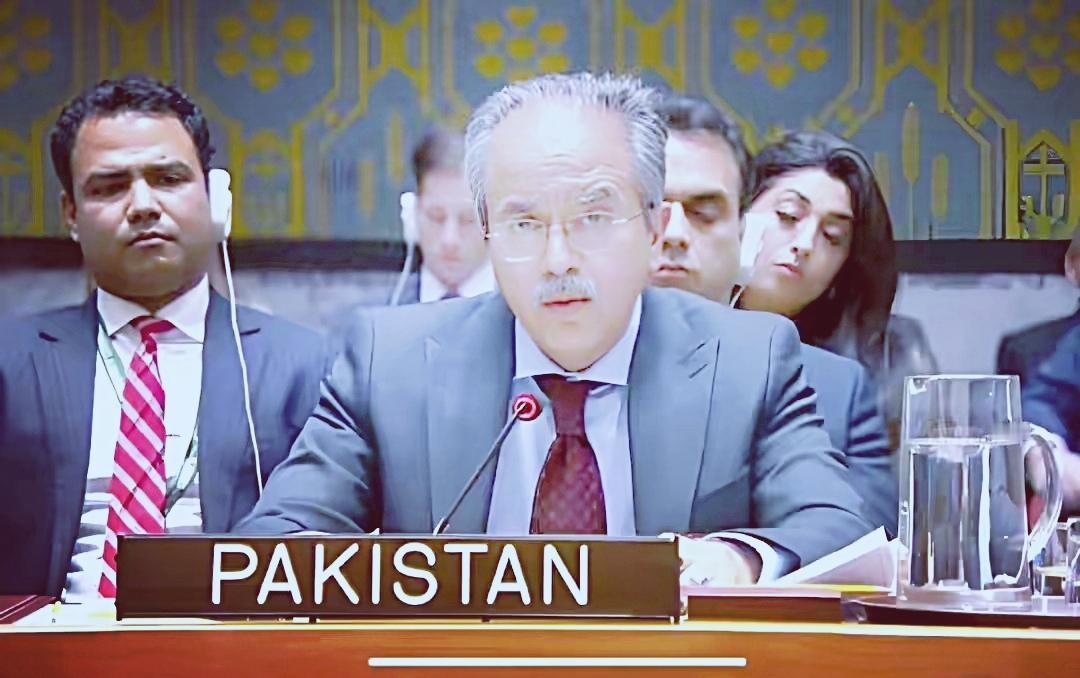 巴基斯坦认为塔利班内部有部分势力支持恐怖组织！巴基斯坦驻联合国代表阿西姆·伊夫蒂