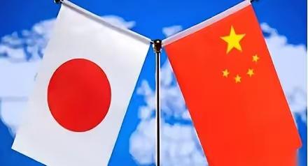 现在国内的风向变了，以前我们不喜欢高市早苗当日本的首相，而现在我们巴不得高市早苗