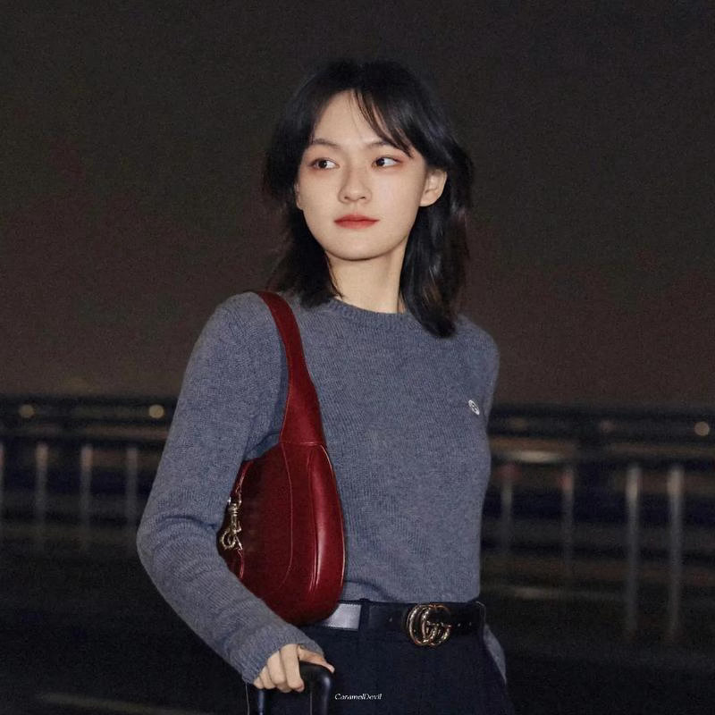文淇回应有疏离感 “我平常笑得也挺开心的”——文淇说这句话的时候真的在笑。那个笑