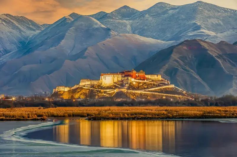 退休几年，我一直坚持每日在今日头条发文，也不图啥收入，就是有时候感慨实话难讲。好