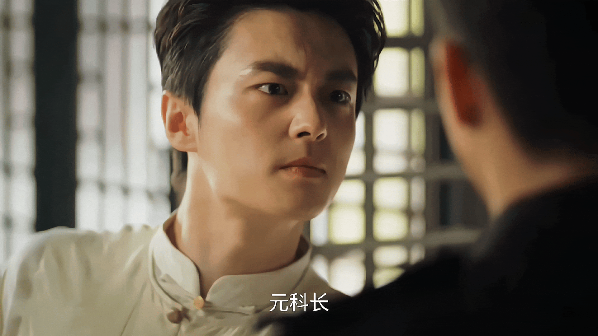 人类在同意自己被小狗收养之前有多叛逆吧，第一集元鸿小小的眼睛朝着赵少商翻了大大的