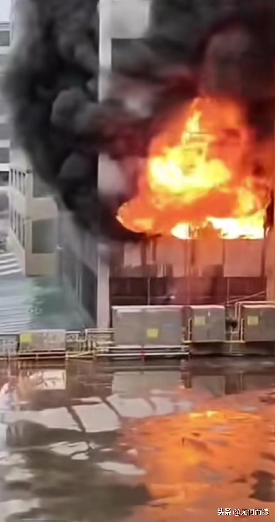 春季风干物燥，一定要加强火灾的防范！近日福建泉州双洋路一厂房突发大火，现场浓烟滚
