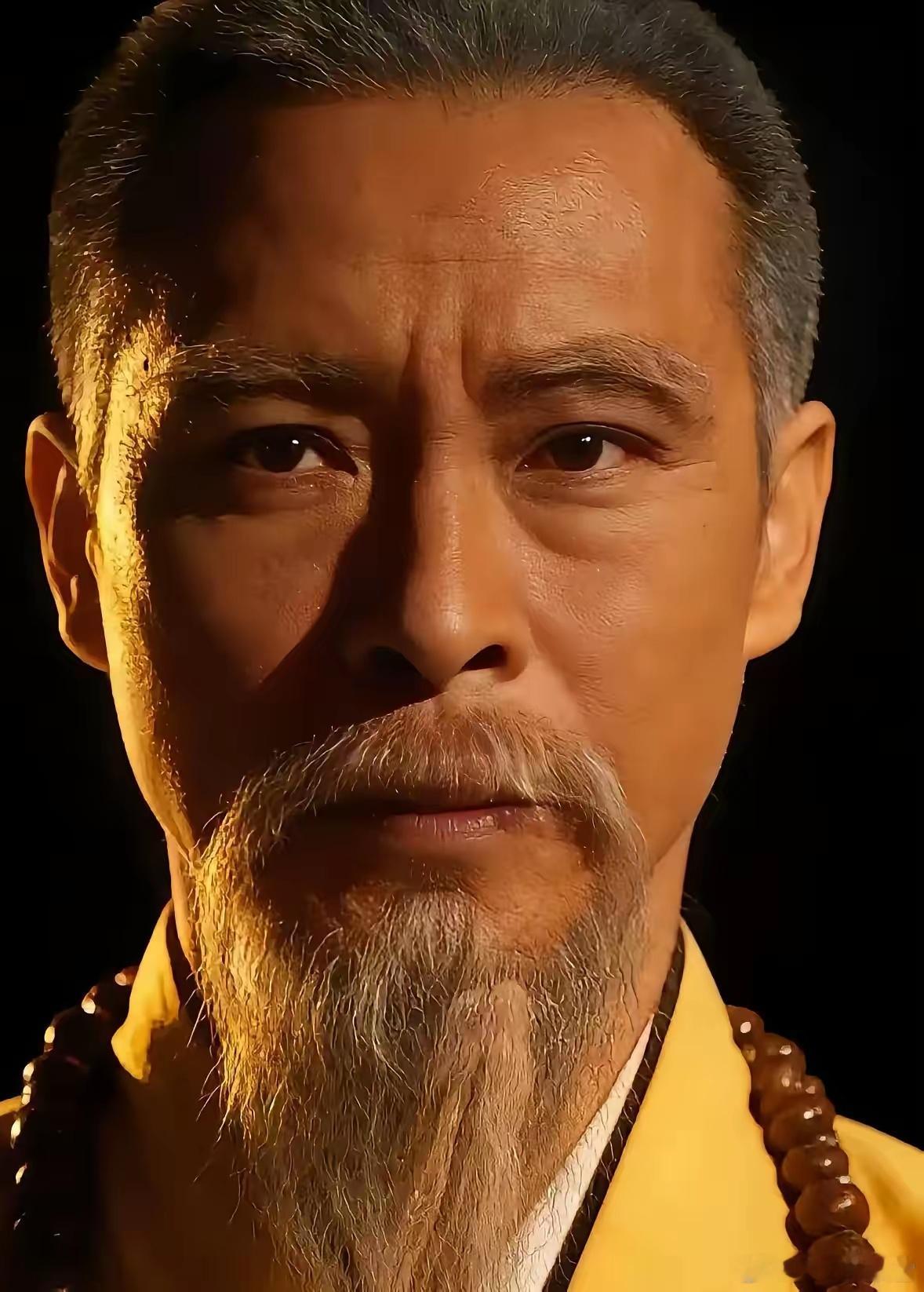 终于明白！为什么影帝见了他，都要恭恭敬敬叫一声师傅，因为对刘兆铭压箱底的本事，根