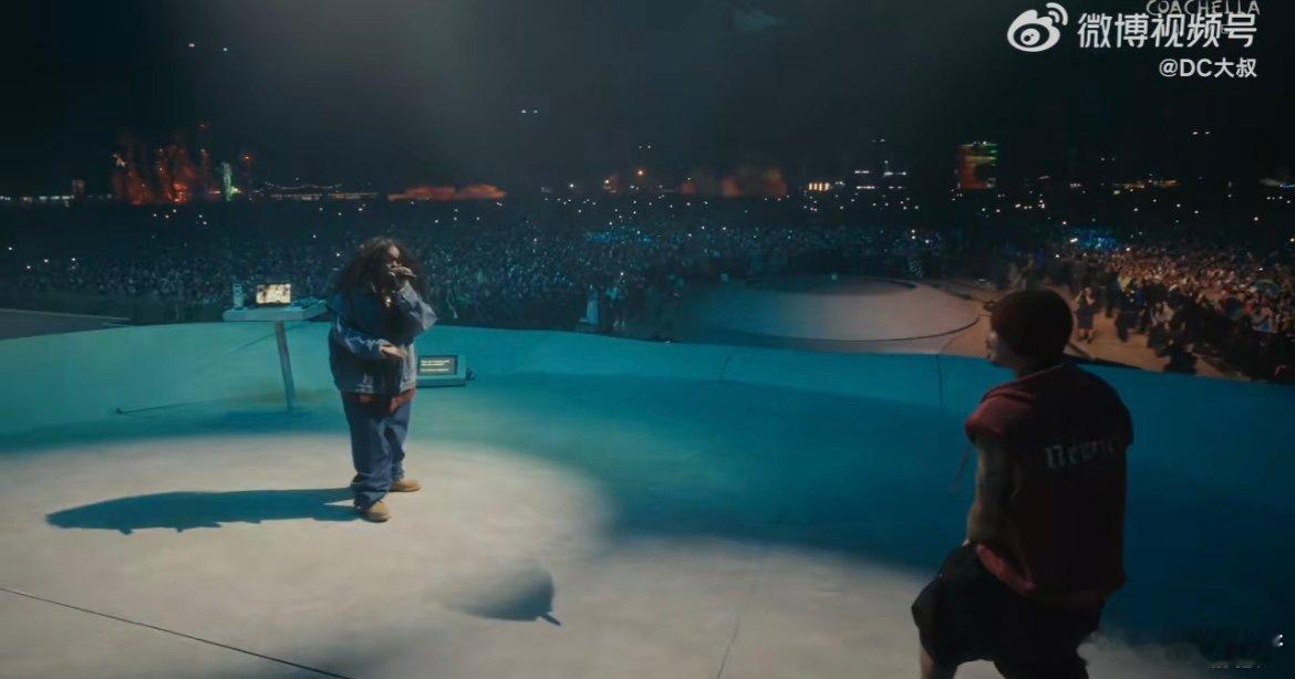 比伯科切拉第二周 贾斯汀比伯科切拉舞台 每一个走位每一句演唱都超有魅力，这周幸福