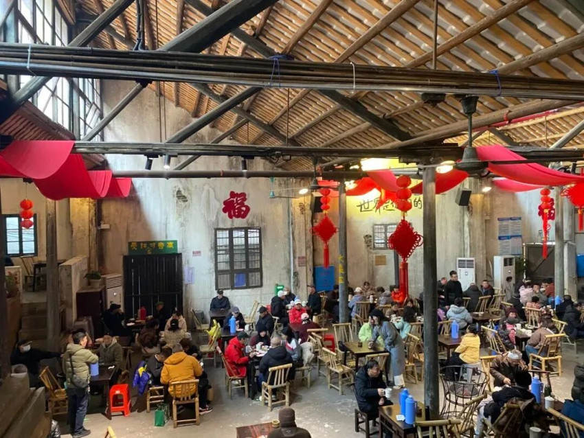 湖南“顶流茶馆”，在浙江复制“爆火神话”？