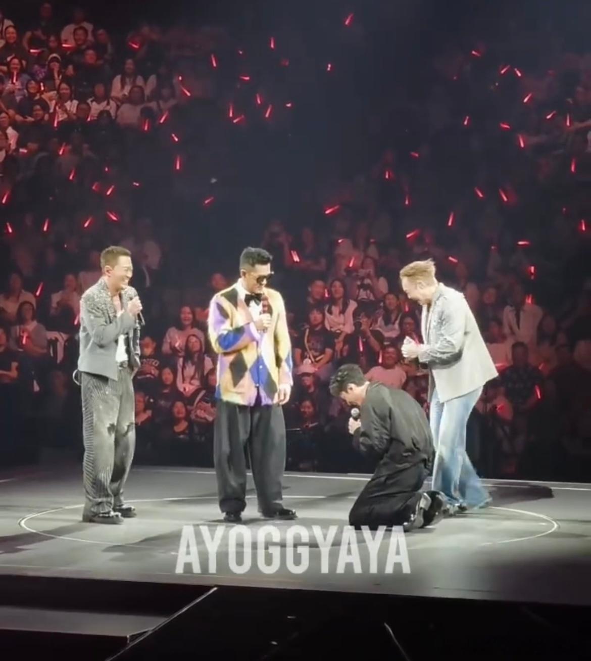 omg在干什么啦好引人误会的一幕啊 ​​​