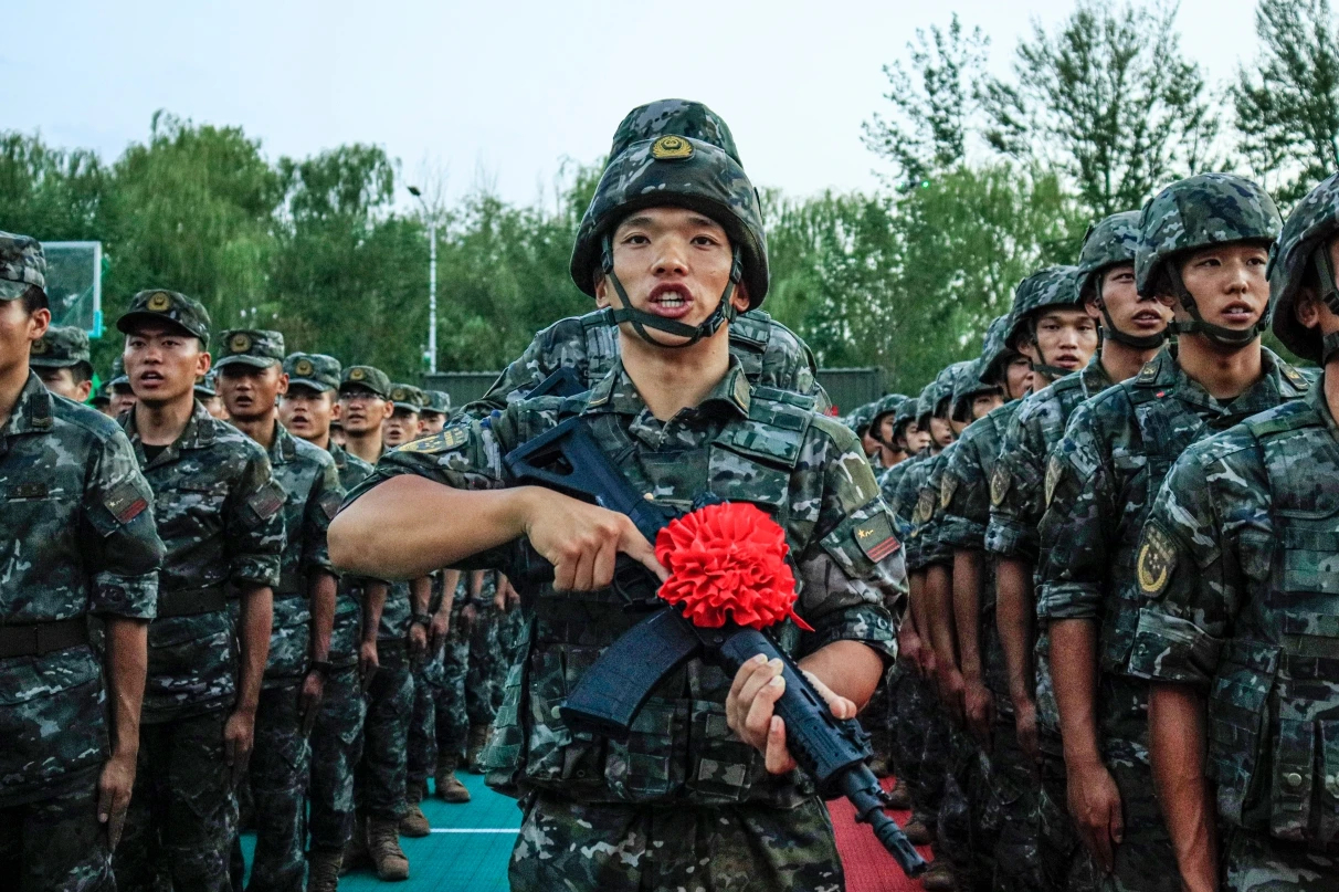 武警宁夏总队某部新兵下连授装（宁夏武警） ​​​