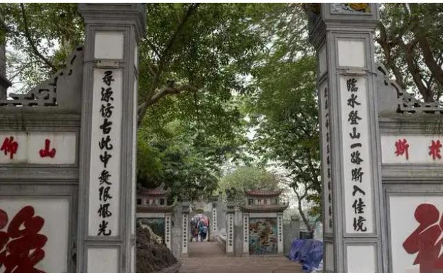 为什么越南人觉得他们才是“中华正统”?

很多人刷到越南自称中华正统的说法，第一
