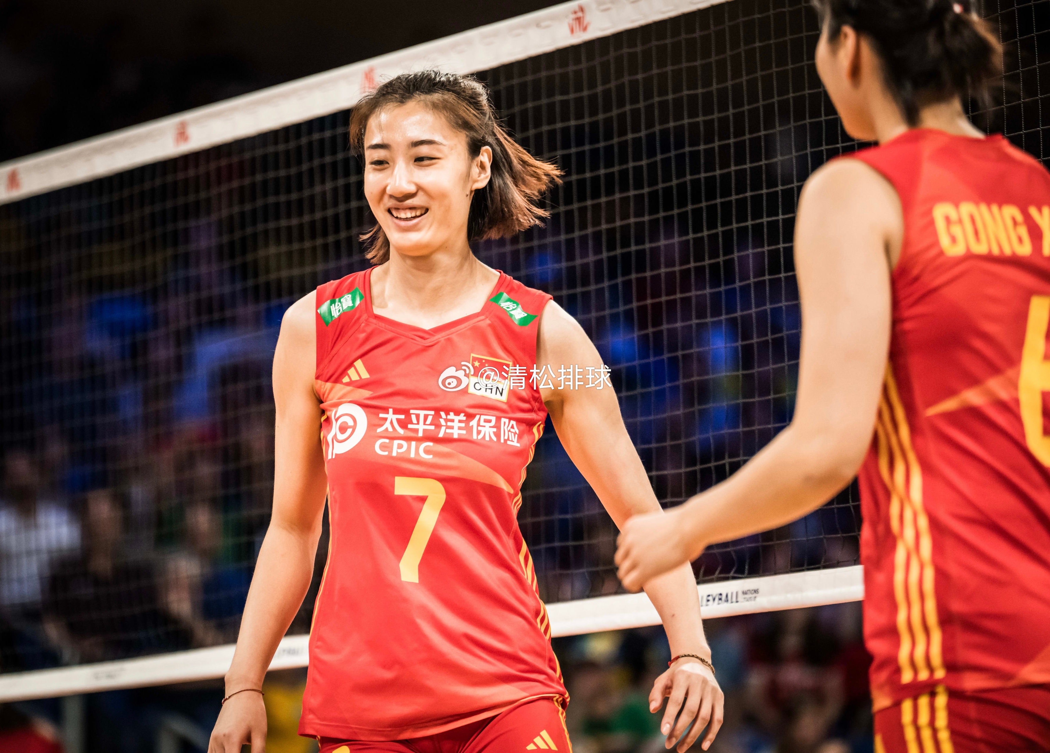 中国女排3-1巴西女排中国女排副攻王媛媛9分（9扣6中0失误0被拦、2拦1发）扣