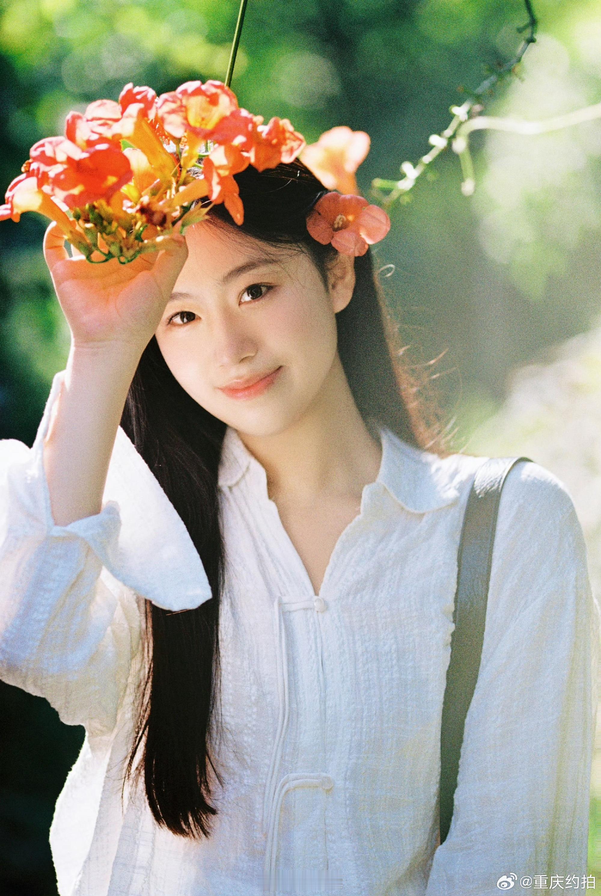 #重庆约拍[超话]##重庆约拍啦[超话]##重庆约片啦[超话]# 我爱这被风带走