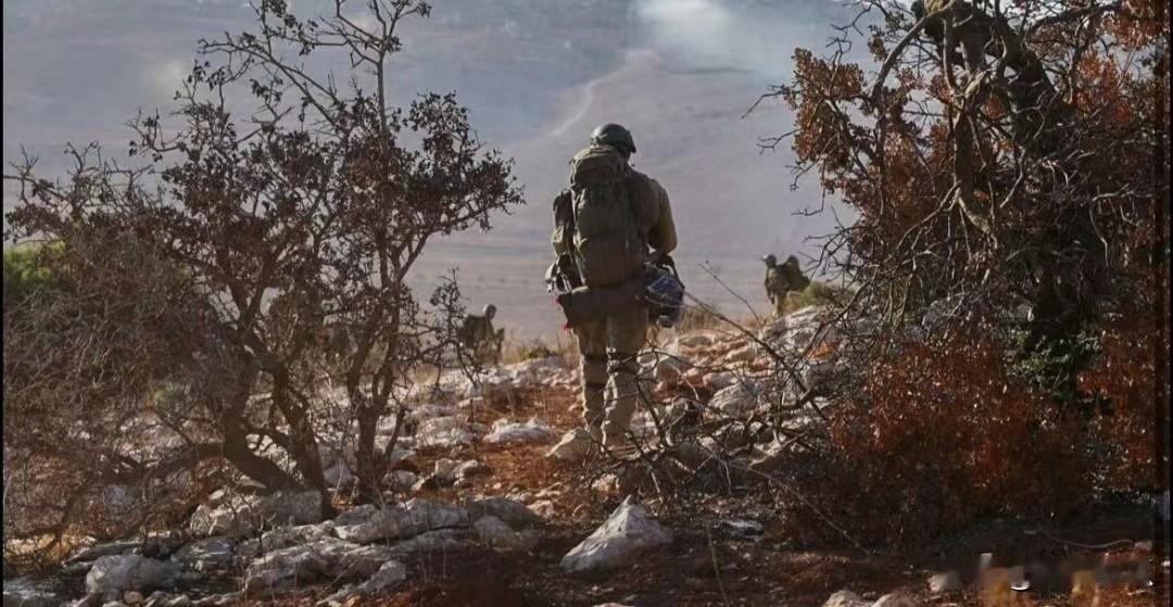 到处都是路边炸弹。10月3日，黎巴嫩真主党称，当天以军进入南部的马龙拉斯村，先前