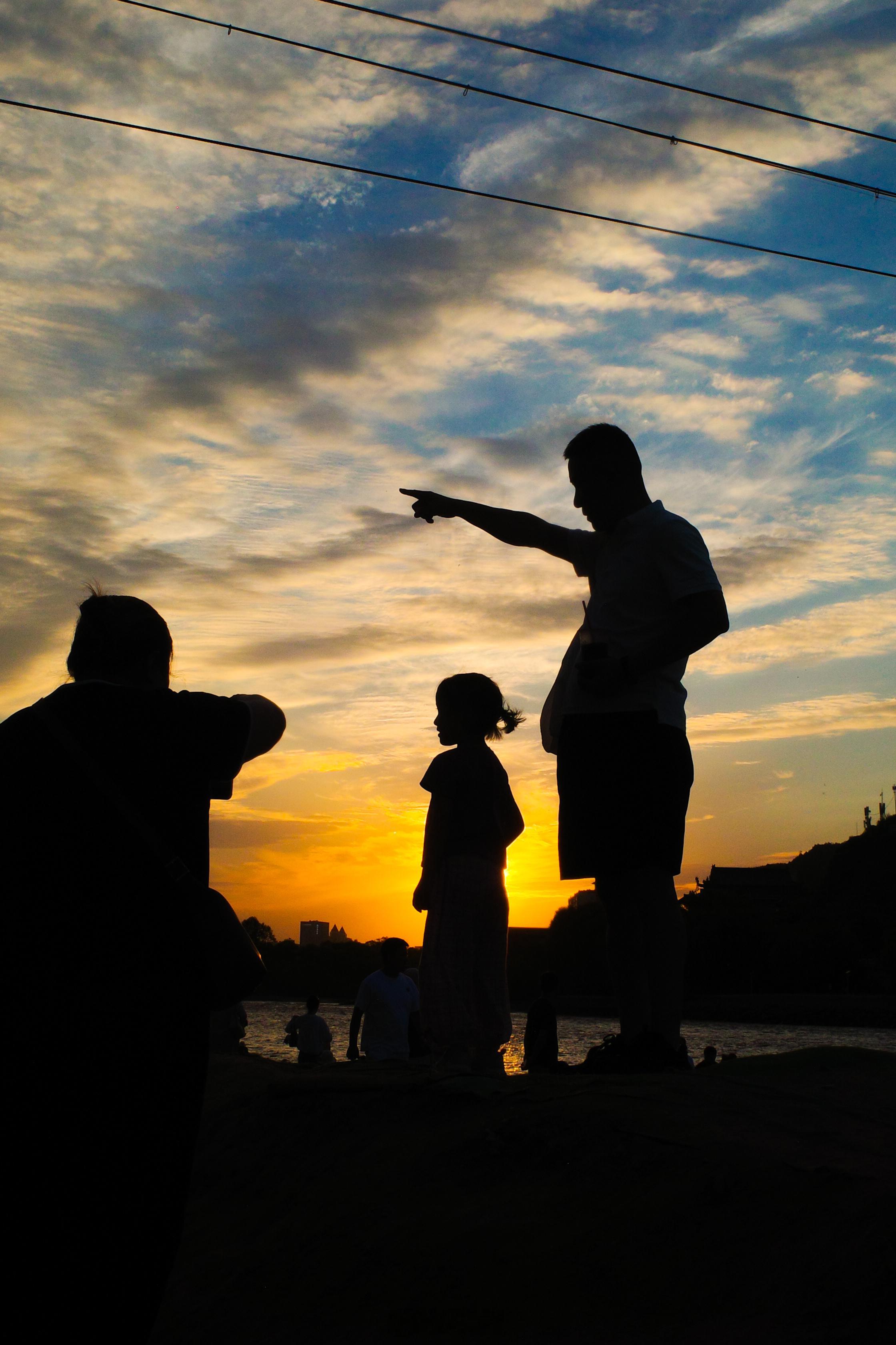 这里是兰州！（昨晚的夕阳很夕阳） 