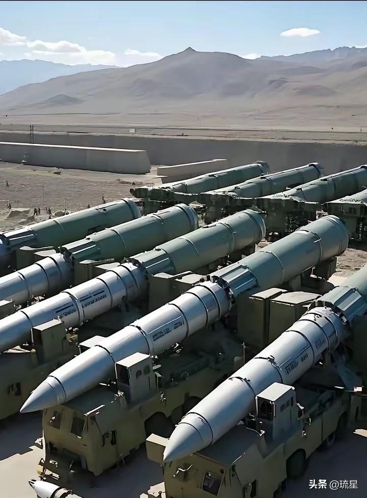 实话实说，不要指望伊朗能打败美国，那是完全做不到的。更不要有胡思乱想把美国打投降