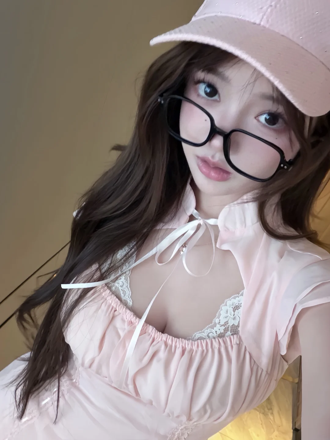 老婆们可以帮我选一张吗