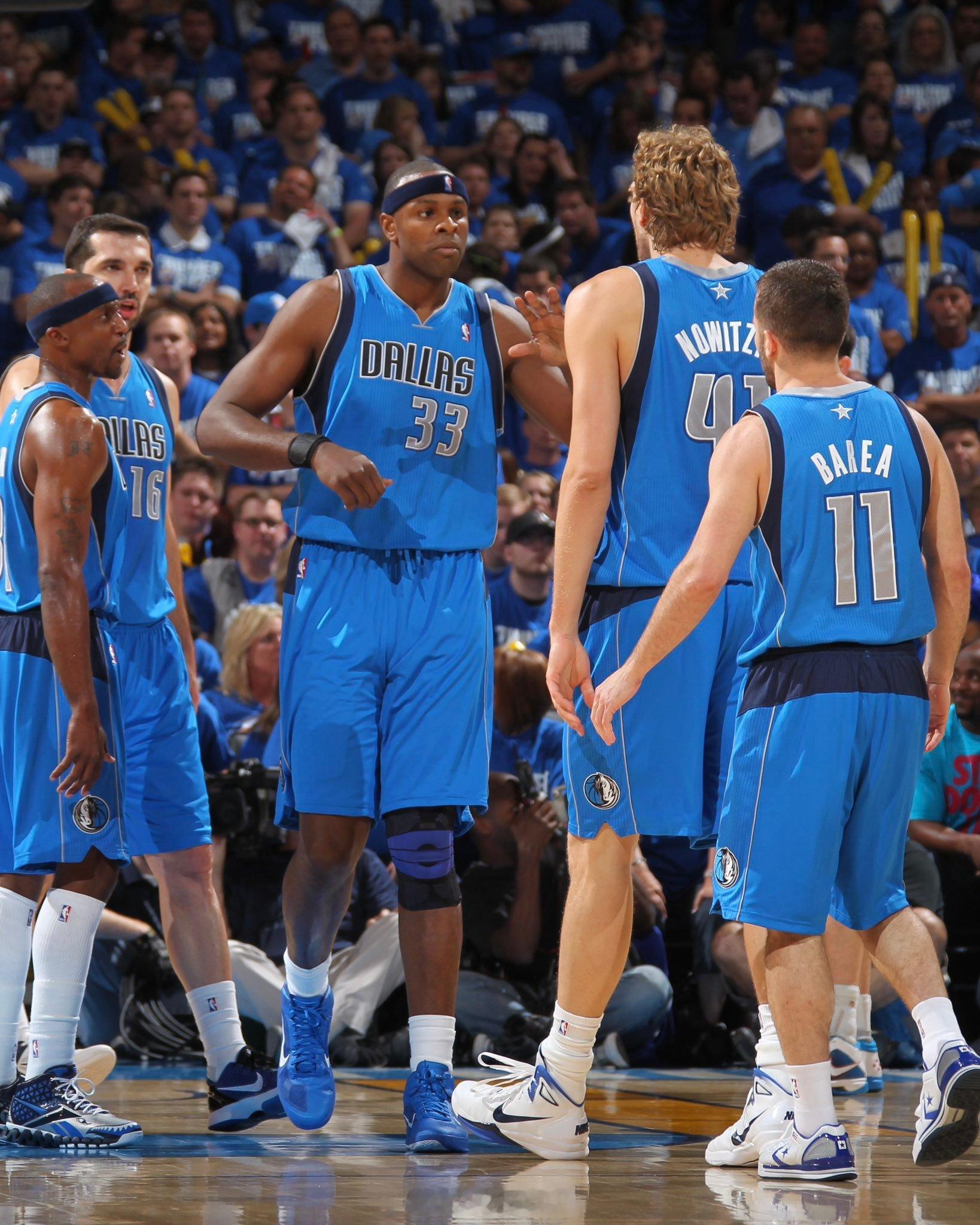 巴格利代表达拉斯前4场场均23分钟11.8分9.3板（前19后18）1助1.3封